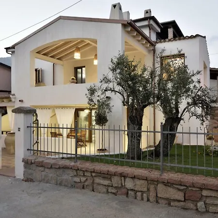 Levante A Pochi Passi Dal Mare Santa Maria Navarrese Exterior photo